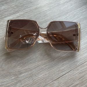 Set of 10 sunglasses-selling as a set